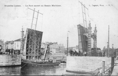 LAEKEN PONT SUR BASSIN MARITIME 1908-2.jpg